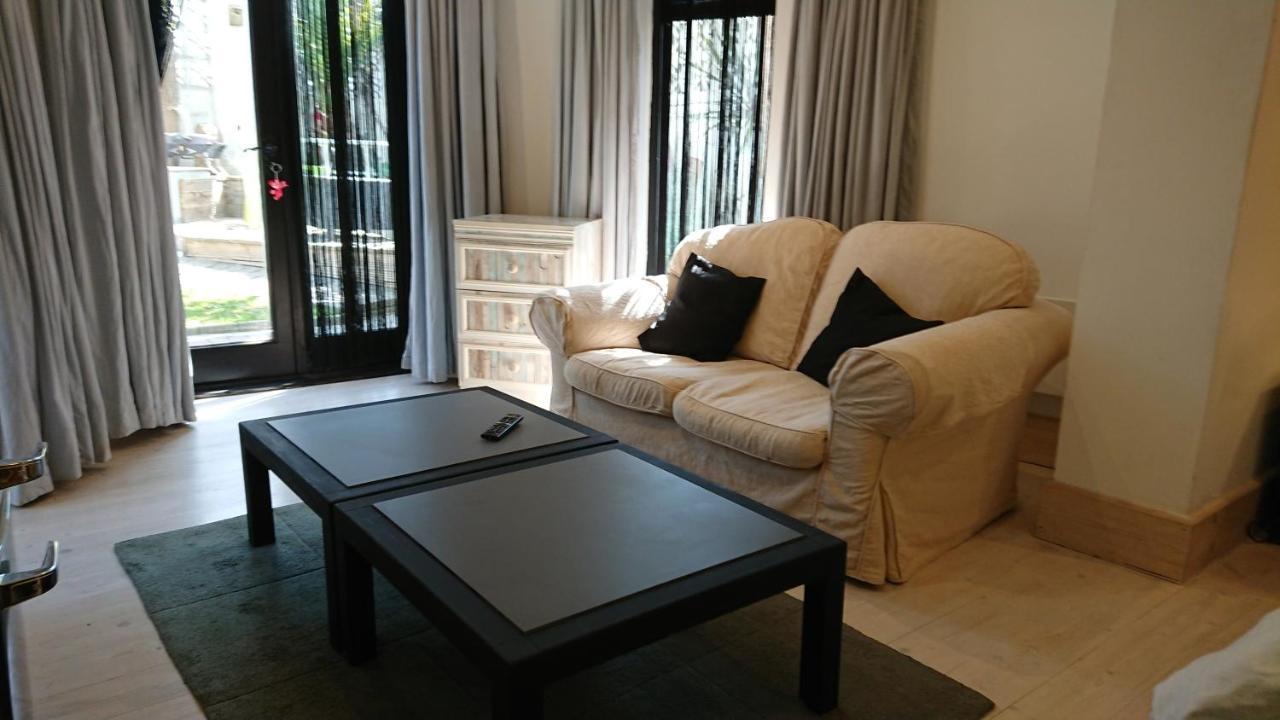 The Black Palms - Fistral Apartamento *