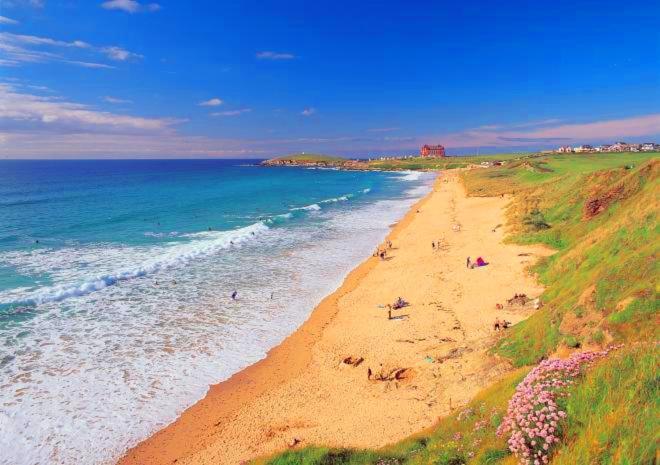 The Black Palms - Fistral Apartamento *